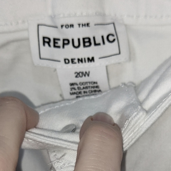 NWT For The Republic High Rise White Jeans - Picture 11 of 11